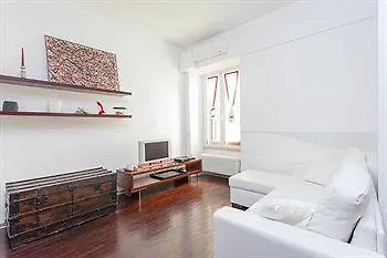 Tamara's Bed & Breakfast 2*