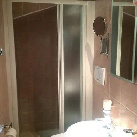 לינה וארוחת בוקר Tamara's