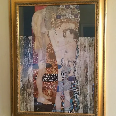 לינה וארוחת בוקר Tamara's 2*