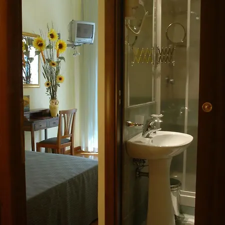 לינה וארוחת בוקר Tamara's רומא